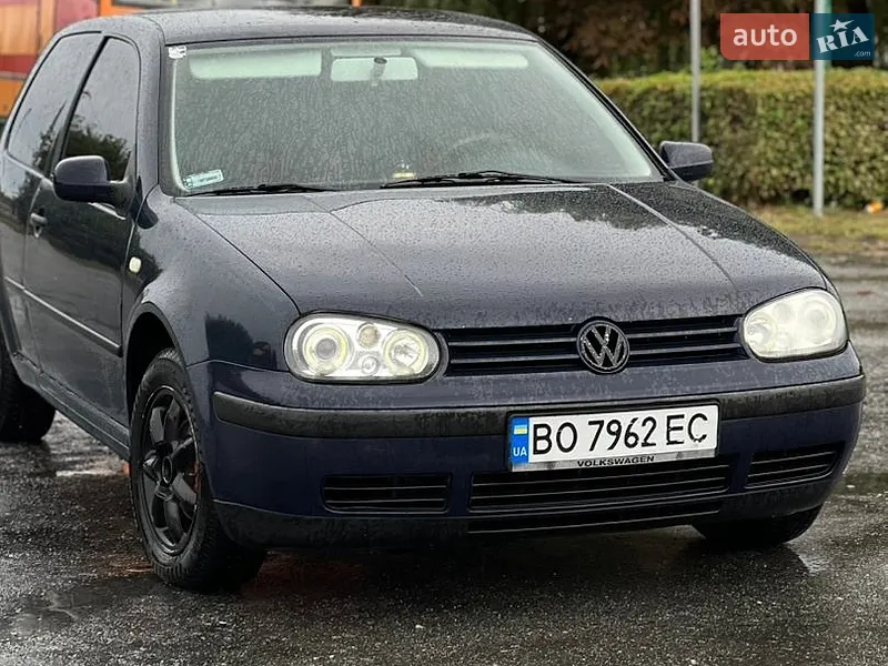 Volkswagen Golf 2000