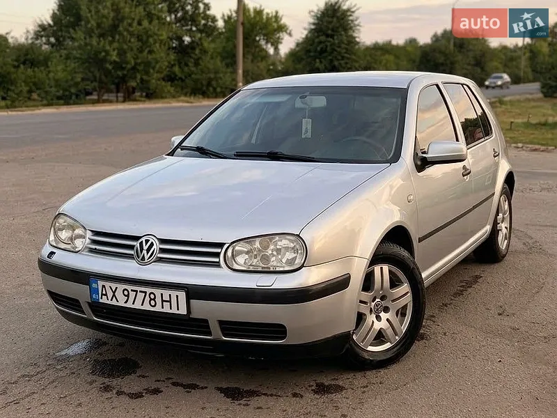 Volkswagen Golf 2002
