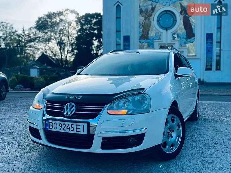 Volkswagen Golf