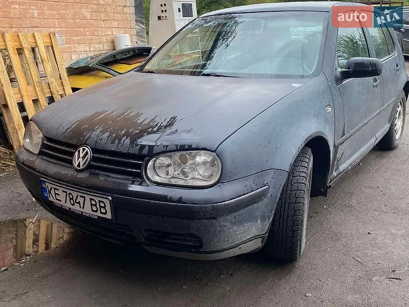 Volkswagen Golf 2000