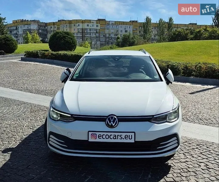 Volkswagen Golf 2023