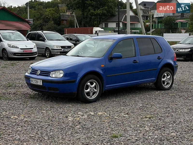 Volkswagen Golf