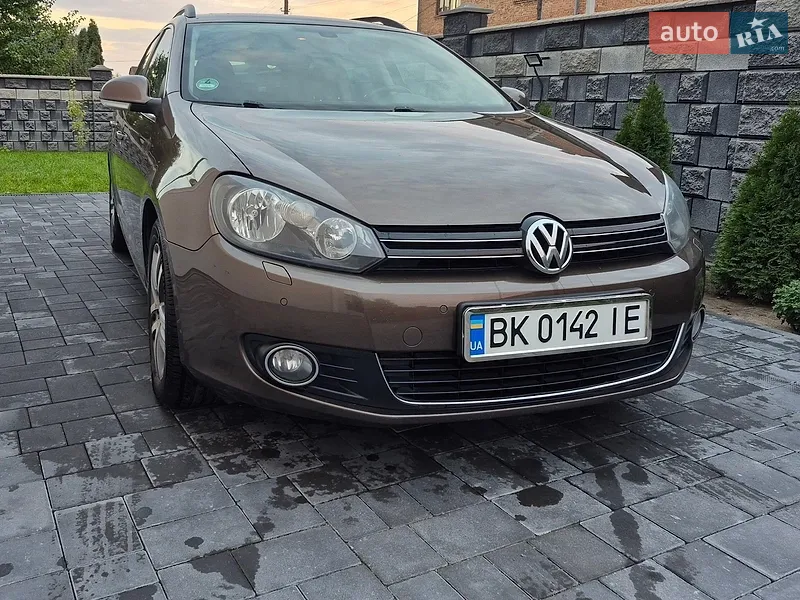 Volkswagen Golf