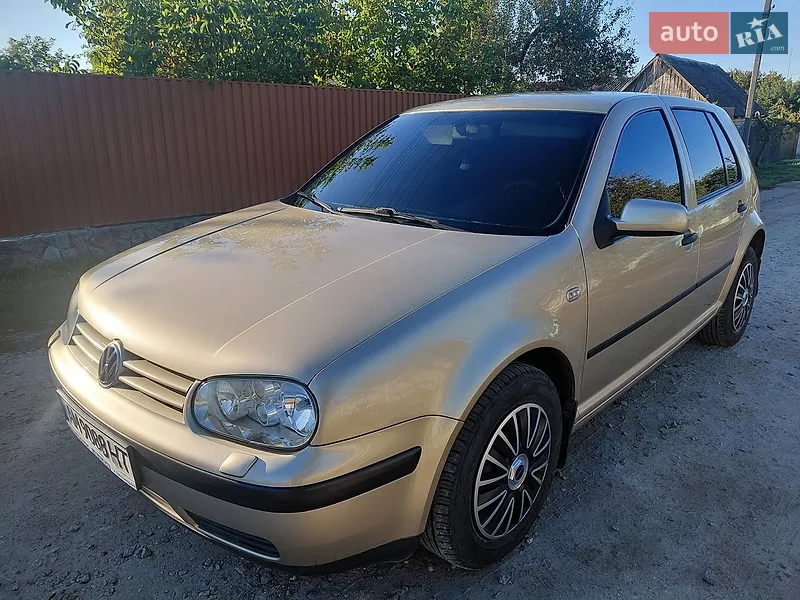 Volkswagen Golf