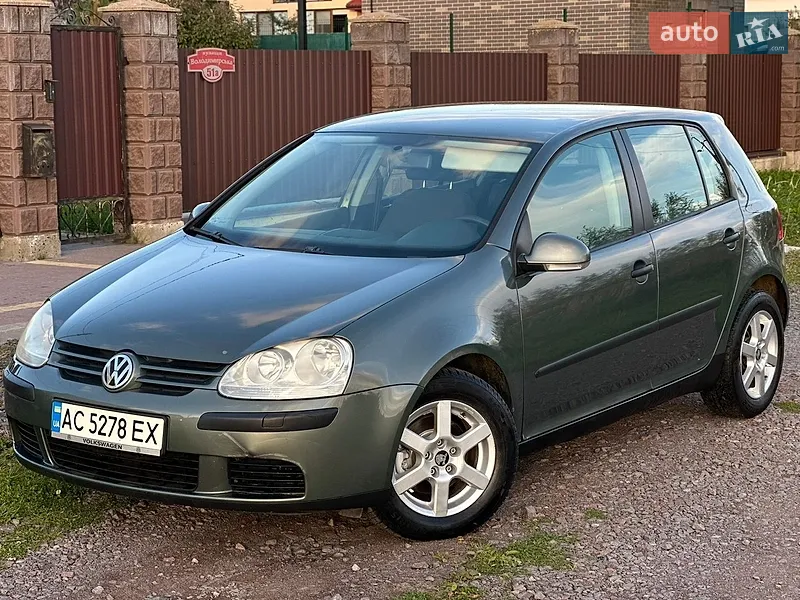 Volkswagen Golf 2004