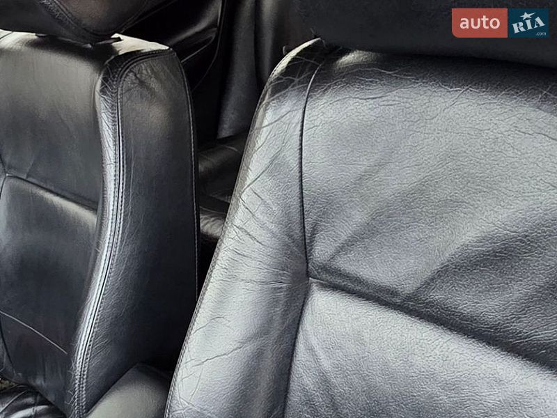 Хэтчбек Volkswagen Golf 1999 в Черновцах