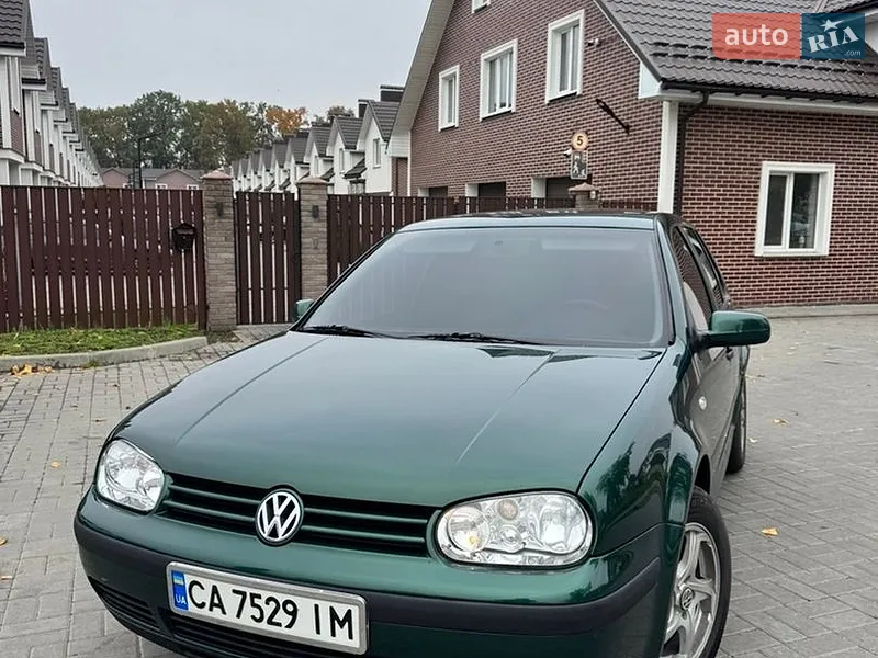 Volkswagen Golf