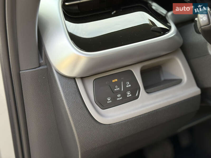 Минивэн Volkswagen I.D. Buzz 2024 в Луцке