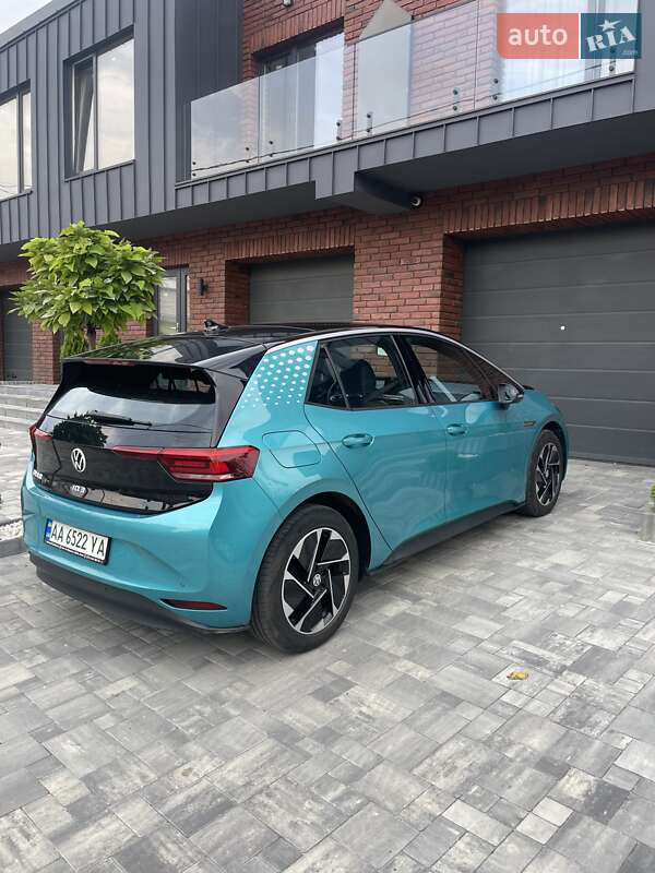 Хэтчбек Volkswagen ID.3 2022 в 