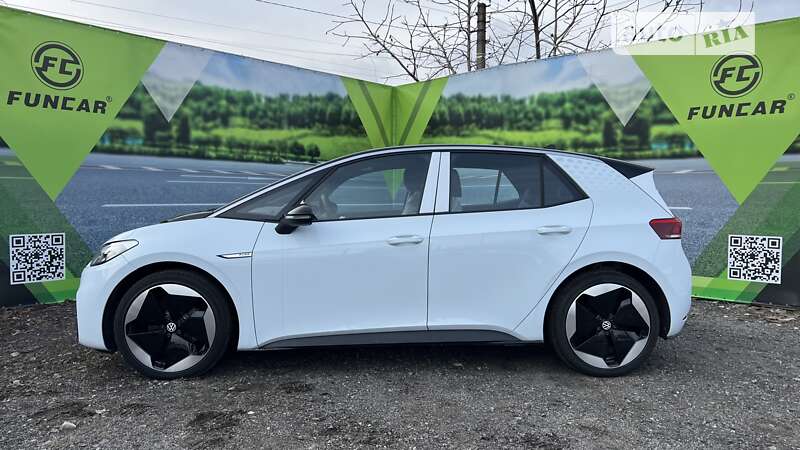Хэтчбек Volkswagen ID.3 2023 в Киеве