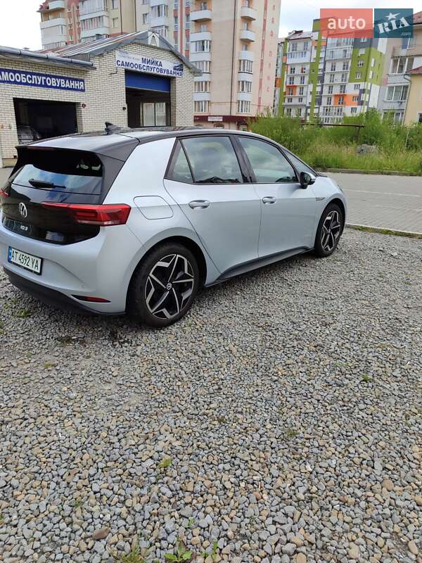 Хэтчбек Volkswagen ID.3 2020 в Долине