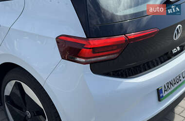 Хетчбек Volkswagen ID.3 2023 в 