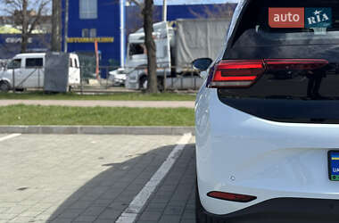 Хетчбек Volkswagen ID.3 2023 в 