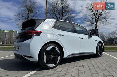 Хетчбек Volkswagen ID.3 2023 в 