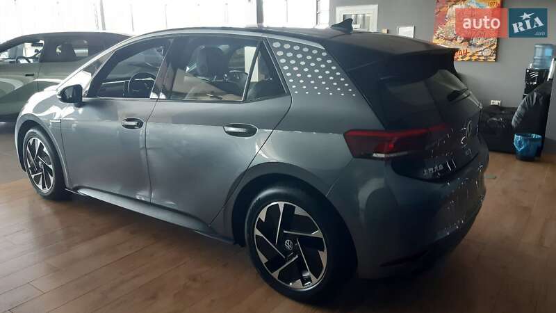 Хетчбек Volkswagen ID.3 2023 в Дніпрі