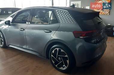 Хэтчбек Volkswagen ID.3 2023 в 