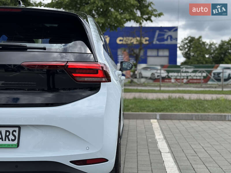 Хетчбек Volkswagen ID.3 2023 в Хмельницькому