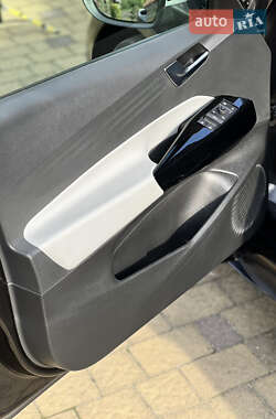 Хетчбек Volkswagen ID.3 2020 в 