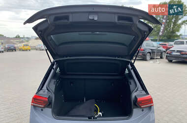 Хэтчбек Volkswagen ID.3 2021 в 