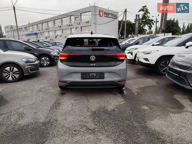 Хэтчбек Volkswagen ID.3 2021 в Киеве