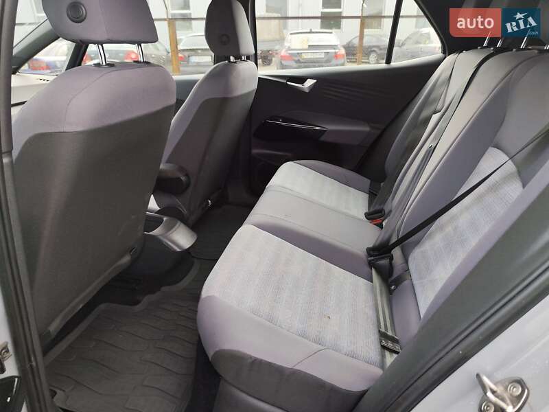 Хэтчбек Volkswagen ID.3 2021 в Киеве