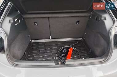 Хетчбек Volkswagen ID.3 2021 в 