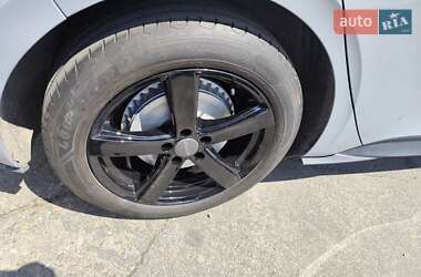 Хетчбек Volkswagen ID.3 2021 в 