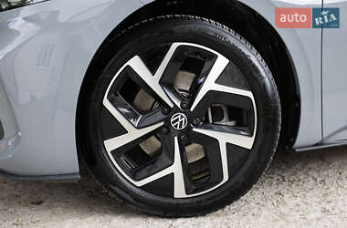 Хэтчбек Volkswagen ID.3 2024 в 