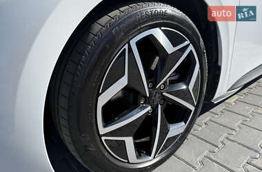 Хэтчбек Volkswagen ID.3 2021 в 