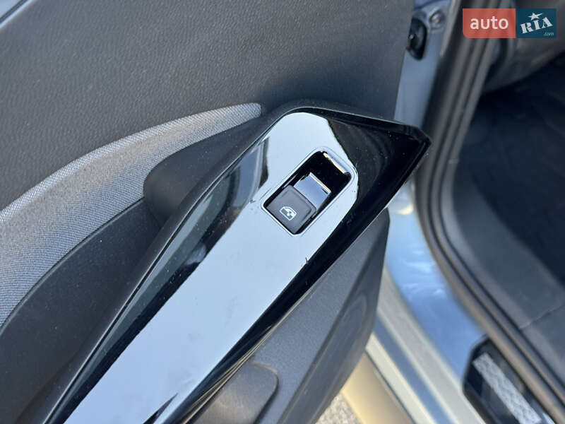 Хетчбек Volkswagen ID.3 2022 в Києві фото 22 Хетчбек Volkswagen ID.3 2022 в Києві