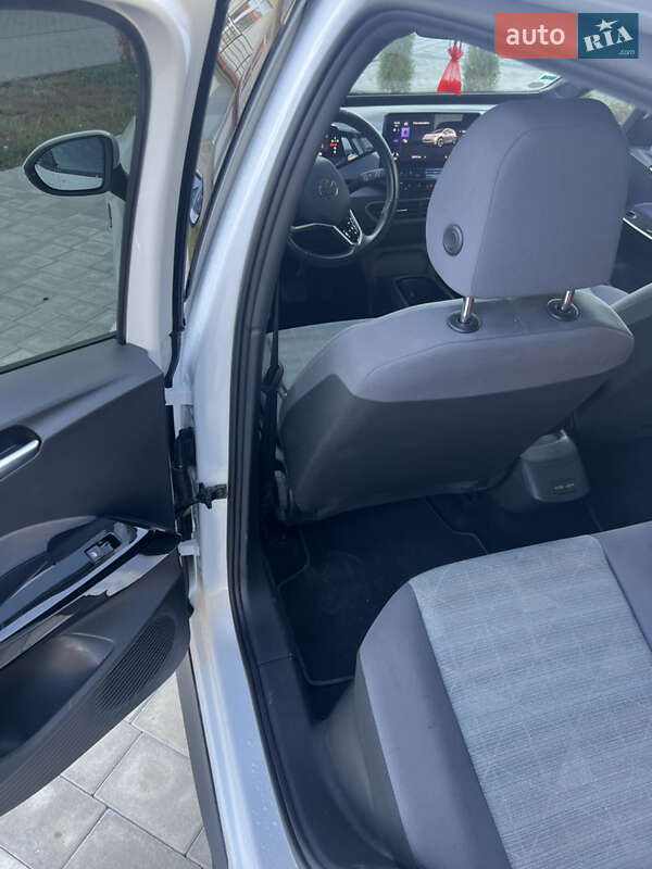 Хетчбек Volkswagen ID.3 2021 в Ужгороді
