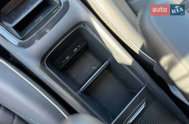 Хэтчбек Volkswagen ID.3 2022 в 