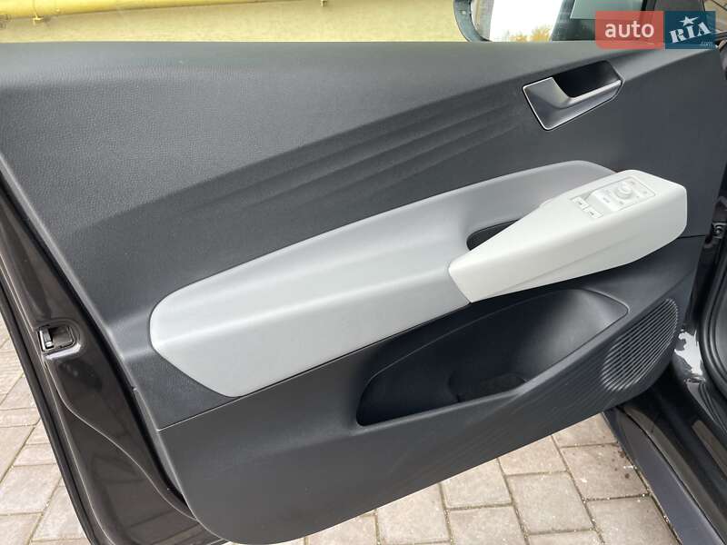 Хэтчбек Volkswagen ID.3 2021 в Тернополе фото 52 Хэтчбек Volkswagen ID.3 2021 в Тернополе