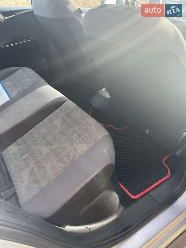 Хэтчбек Volkswagen ID.3 2022 в Киеве