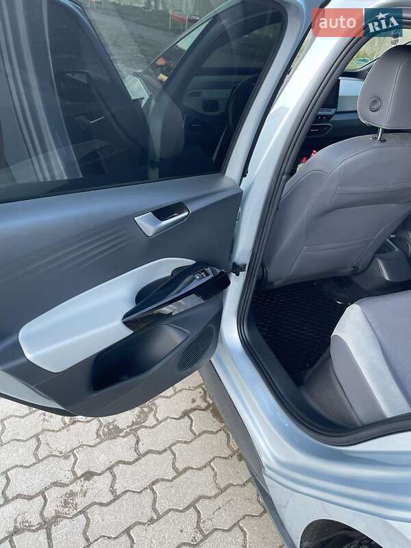 Хэтчбек Volkswagen ID.3 2021 в Львове фото 15 Хэтчбек Volkswagen ID.3 2021 в Львове