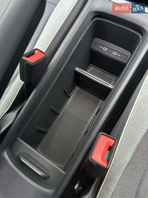 Хэтчбек Volkswagen ID.3 2020 в Луцке фото 64 Хэтчбек Volkswagen ID.3 2020 в Луцке