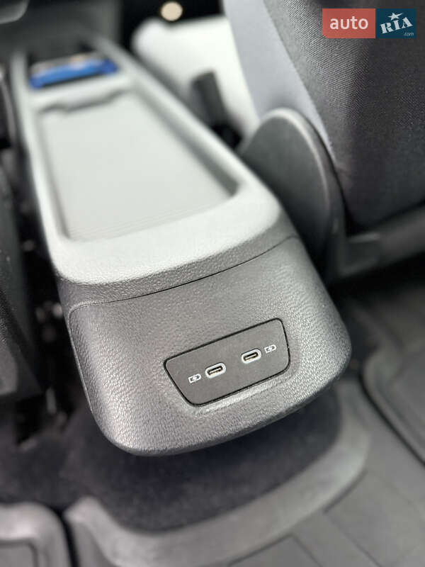 Хэтчбек Volkswagen ID.3 2022 в Стрые