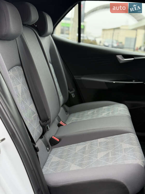 Хэтчбек Volkswagen ID.3 2022 в Стрые