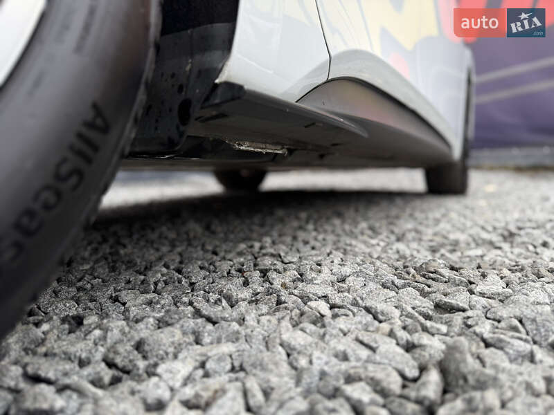 Хэтчбек Volkswagen ID.3 2022 в Стрые