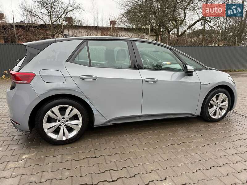 Хэтчбек Volkswagen ID.3 2021 в Ивано-Франковске