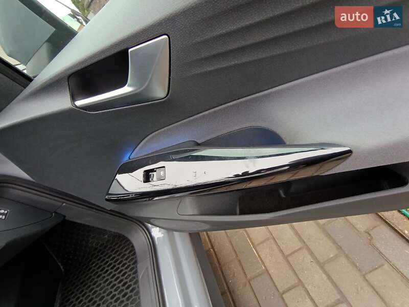 Хэтчбек Volkswagen ID.3 2023 в Ровно фото 69 Хэтчбек Volkswagen ID.3 2023 в Ровно