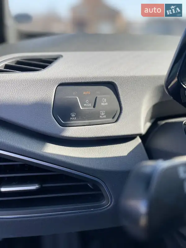 Volkswagen ID.3 2021 VIN WVWZZZE1ZNP010507 фото оголошення 30 з 68