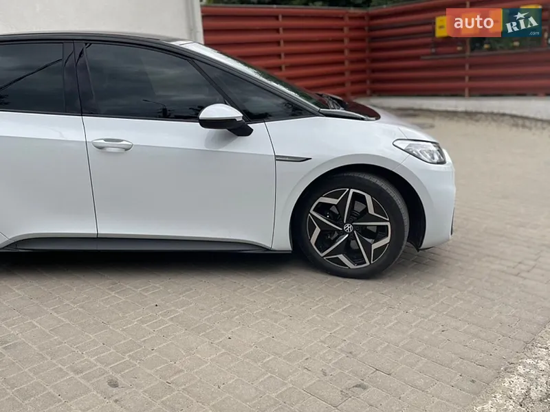 Volkswagen ID.3 2021 VIN WVWZZZE1ZNP010507 фото оголошення 2 з 68