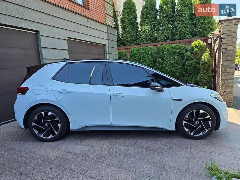 Volkswagen ID.3 2022 VIN LSVFA6E93N2024545 фото оголошення 3 з 40