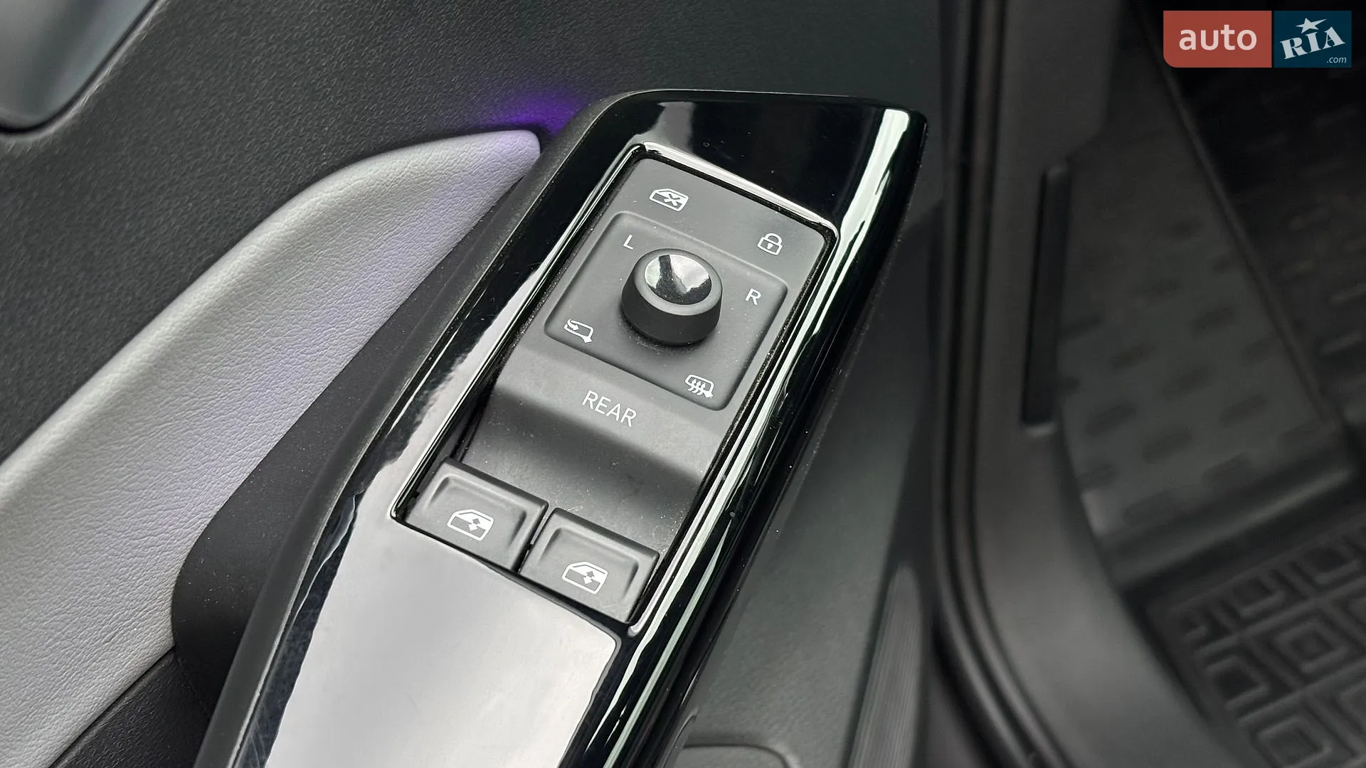 2020 Volkswagen ID.3 - мініатюра 23