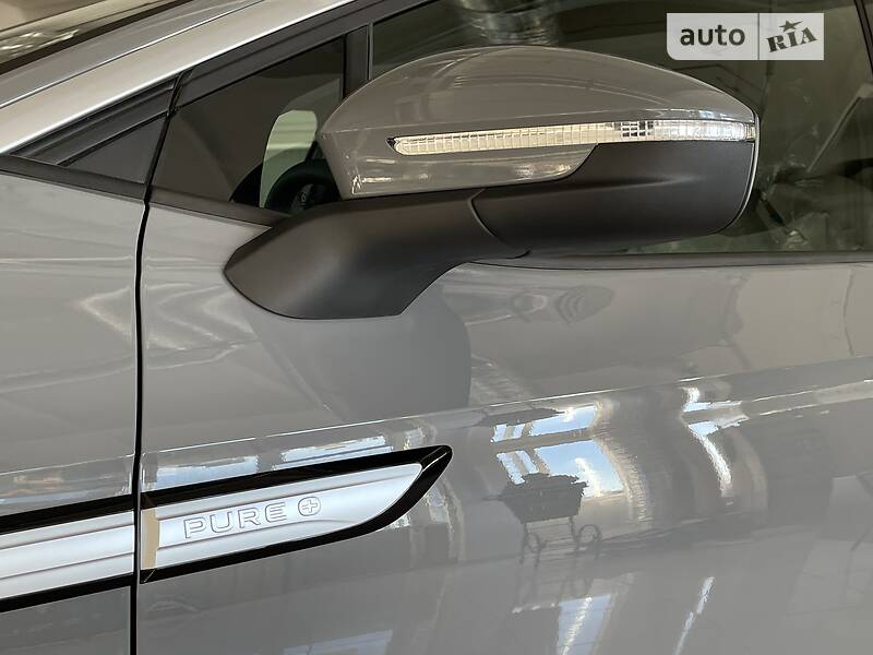 Позашляховик / Кросовер Volkswagen ID.4 Crozz 2021 в Києві