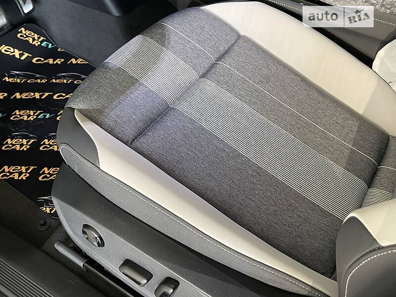 Позашляховик / Кросовер Volkswagen ID.4 Crozz 2021 в Києві