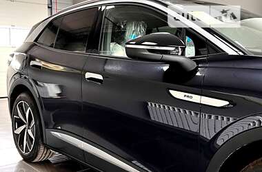 Позашляховик / Кросовер Volkswagen ID.4 Crozz 2023 в 