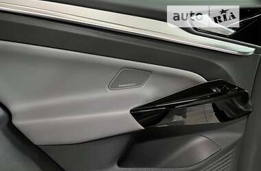 Позашляховик / Кросовер Volkswagen ID.4 Crozz 2023 в 