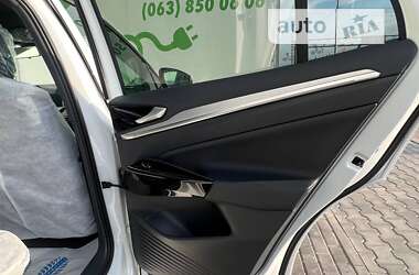 Позашляховик / Кросовер Volkswagen ID.4 Crozz 2022 в 